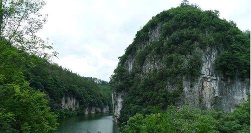 以朋游，轻松出游（让你的旅行更加便捷和有趣）